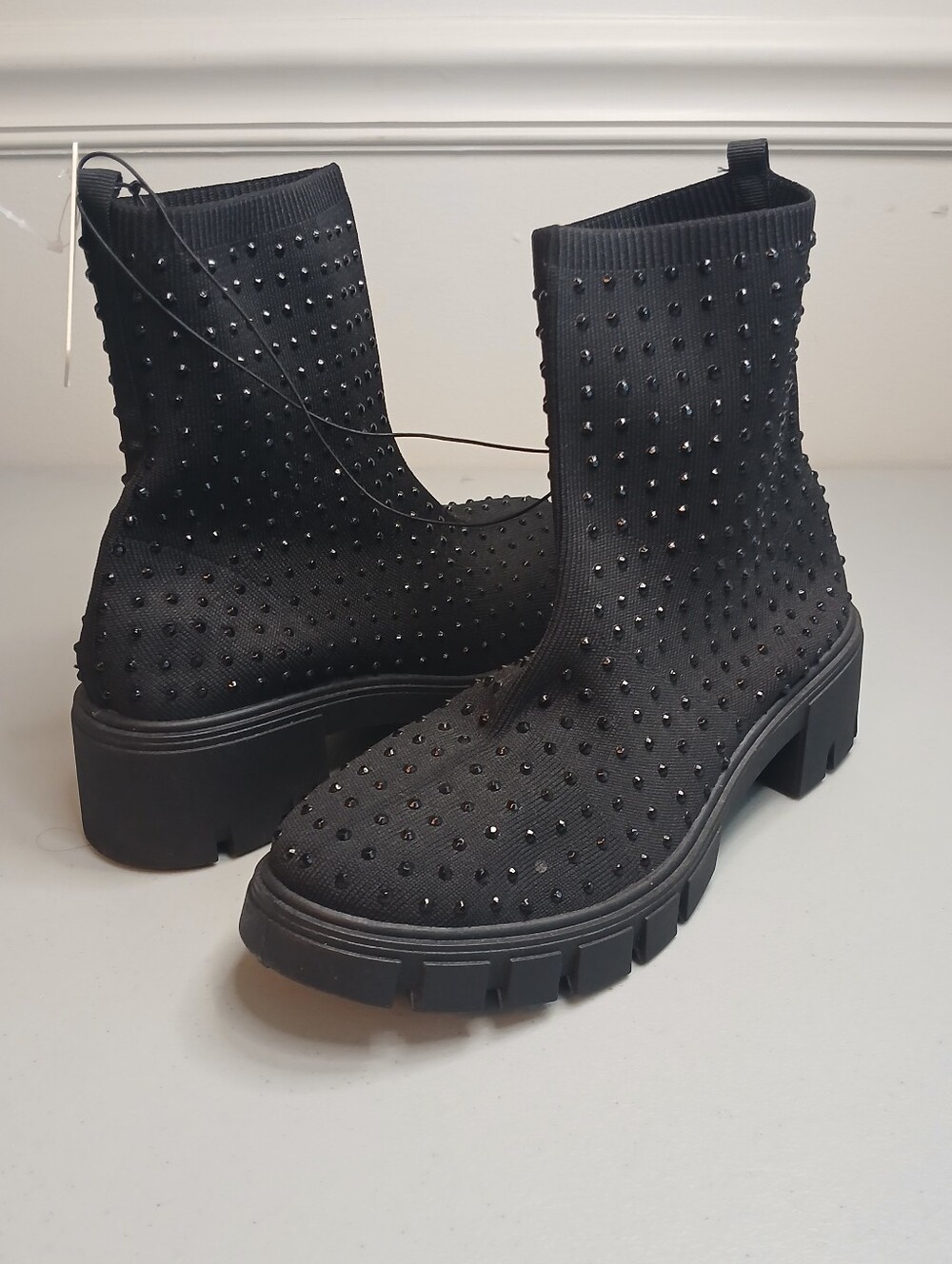 Black Sparkle Knit Pull On Lug Sole Ankle Sock Boots 10M New!